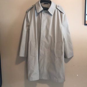 Oleg Cassini Men's Size 40R Tan Trench Coat